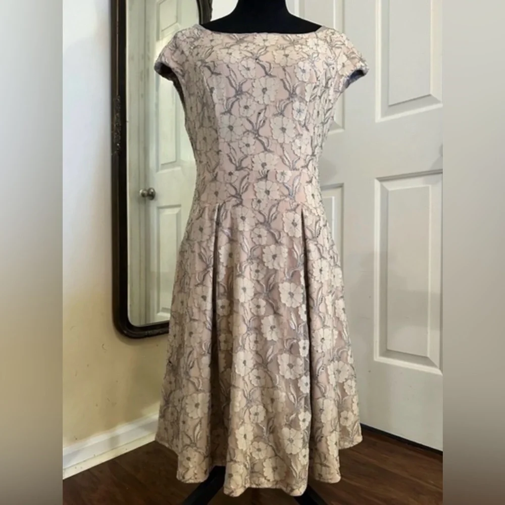 Eva Franco Anthropologie Floral Lace Silhouette Dress - Picture 8 of 8
